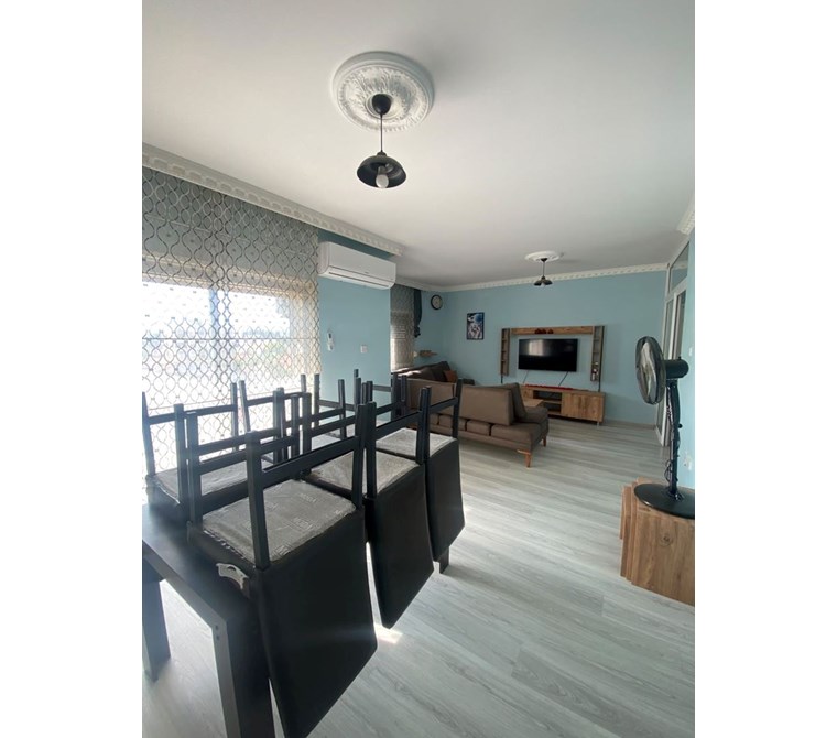 MERKEZİ KONUMDA ÖĞRENCİYE 3+1 FULL EŞYALI DAİRE