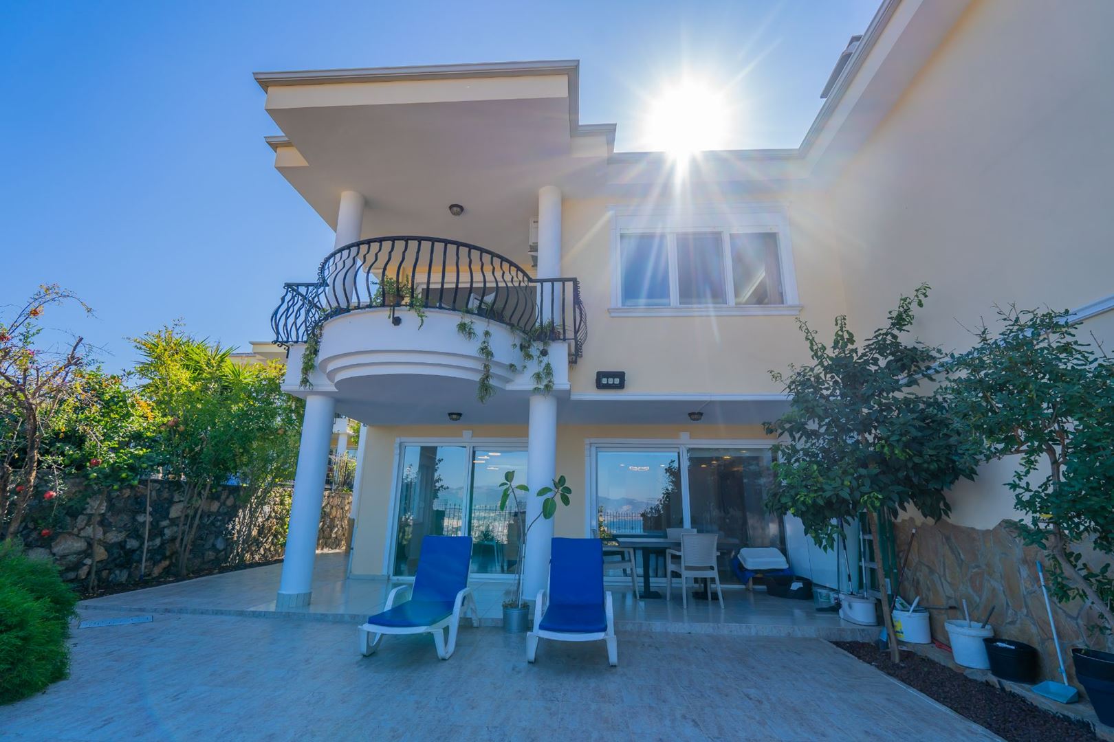 Property-photo