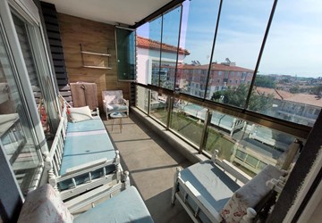 ALTINOVADA KİRALIK EŞYALI MERKEZİ SİSTEM 3+1 GENİŞ LÜKS DAİRE