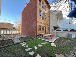 Reşitpaşa'da Yapılı Ahşap Bina