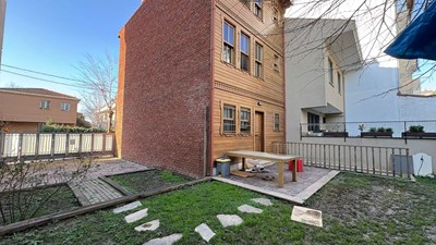 Reşitpaşa'da Yapılı Ahşap Bina