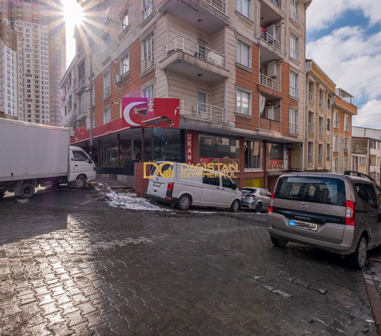 DAĞISTAN GAYRİMENKULDEN CADDE ÜSTÜ MERKEZİ KONUMDA DÜKKAN
