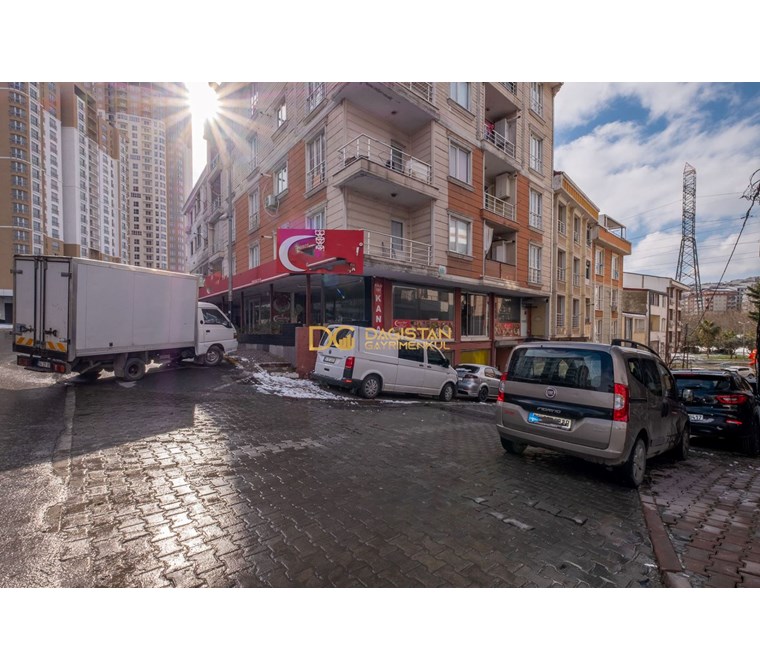 DAĞISTAN GAYRİMENKULDEN CADDE ÜSTÜ MERKEZİ KONUMDA DÜKKAN