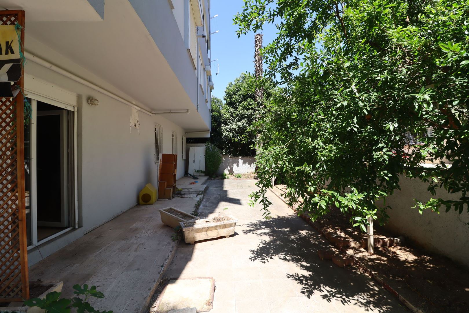 Property-photo