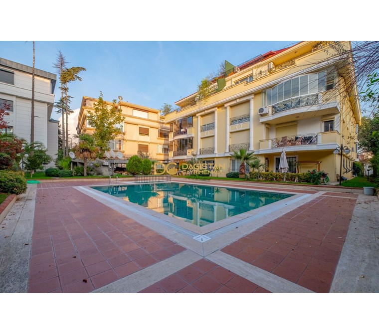 DAĞISTAN GAYRİMENKULDEN KEYİFLİ TERASLI HAVUZLU 5+2 DUBLEKS