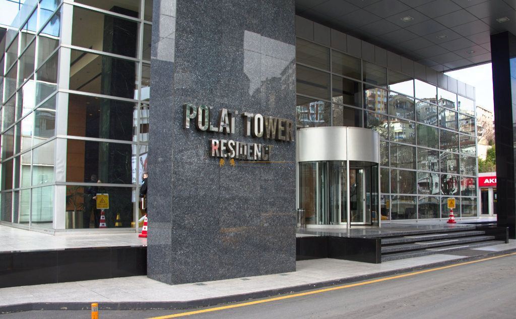 Polat Tower da Deniz Manzaralı Satılık 1+1 Lüks Daire