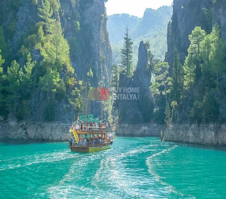 Side Manavgat Antalya'da Tarih, Deniz ve Doğa ile İç içe Satılık Lüks Daireler