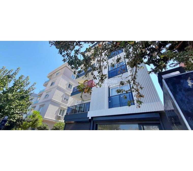 Antalya Merkezde Tüm Sosyal Olanaklara Bir Adım Mesafede Satılık Uygun Fiyatlı Lüks Daireler