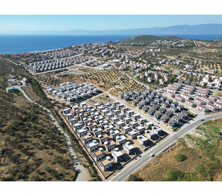 ALTIN EMLAKTAN GÖMEÇ KEMALPAŞADA SATILIK 3+1 SIFIR VİLLA