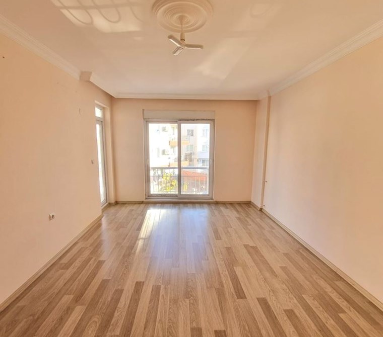 POYRAZ'DAN SATILIK 2+1 CADDE ÜZERİ 2.KAT ASANSÖRLÜ FIRSAT DAİRE