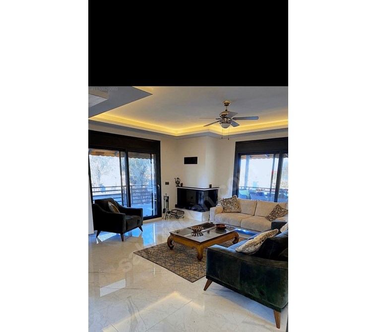 ALTIN EMLAKTAN AYVALIK'IN GÖZDESİ KEREMKÖY SAHİLDE HAVUZLU LÜKS MÜSTAKİL VİLLA