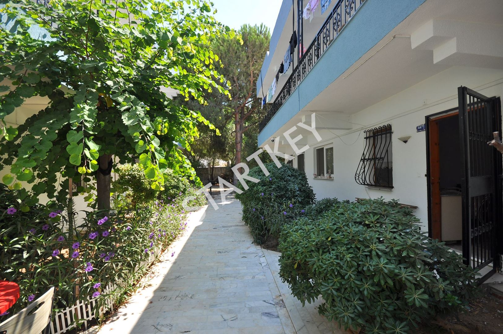 Property-photo