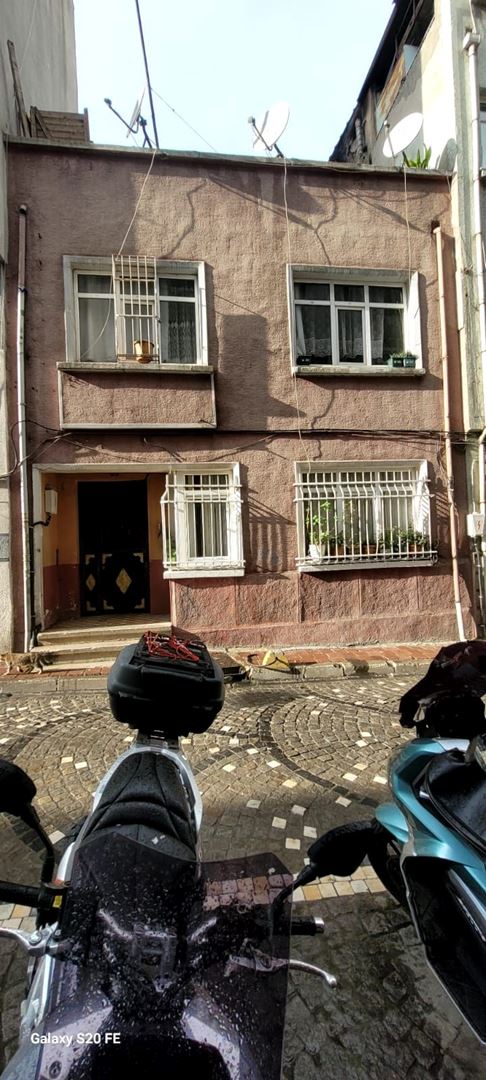 Property-photo