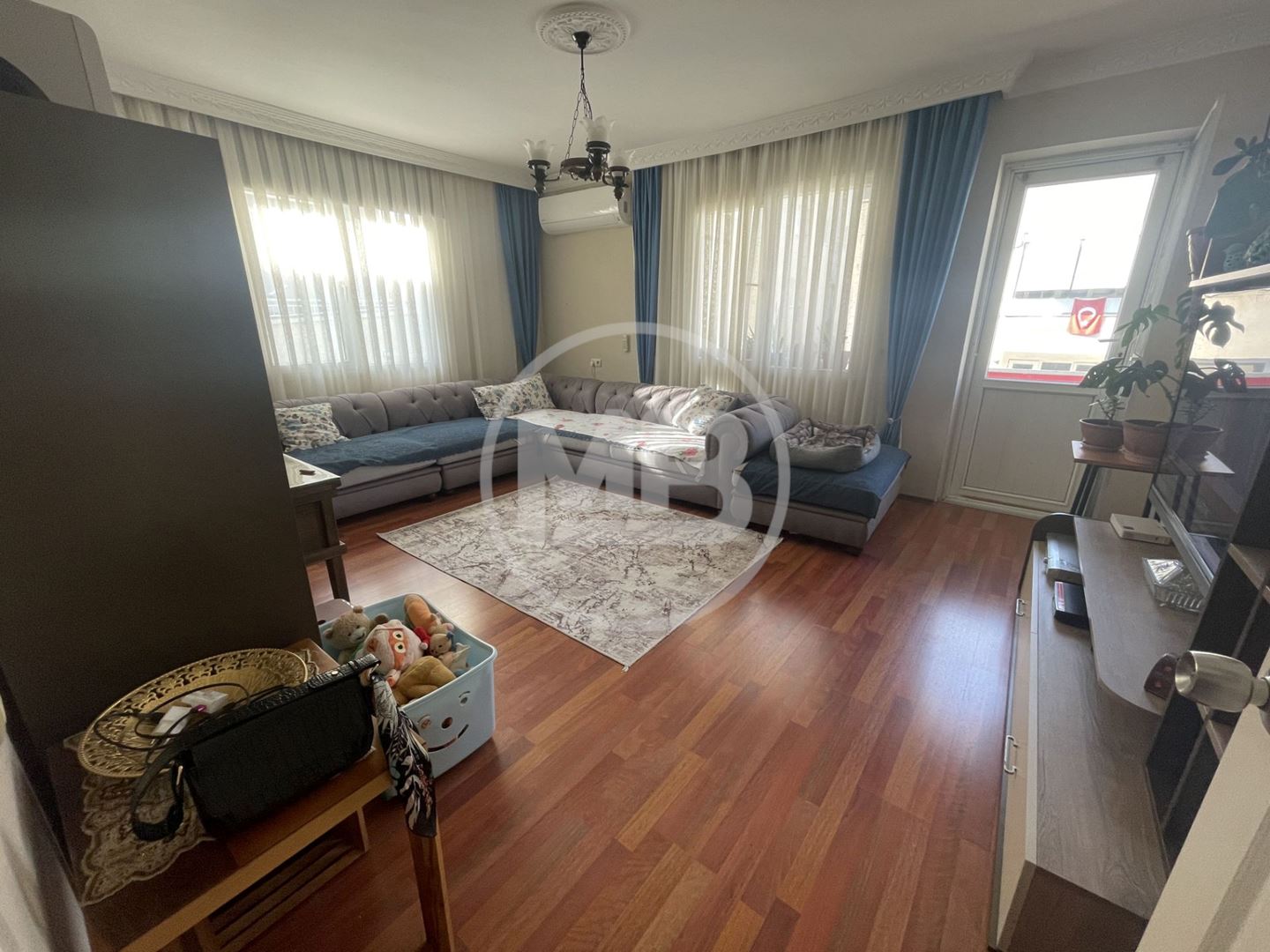 Property-photo