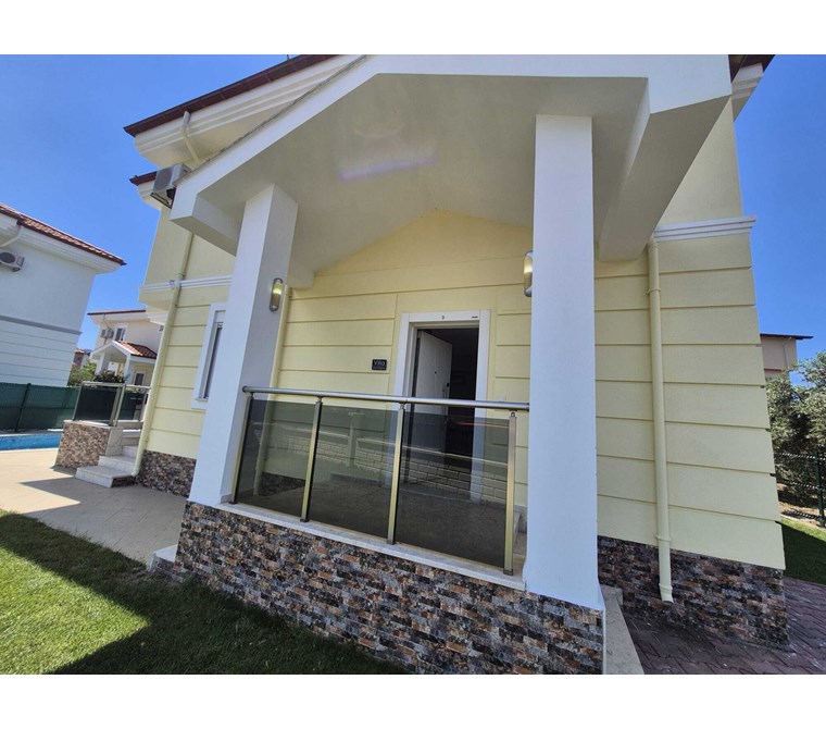  Dalaman Karacalı'da Müstakil Havuzlu & Geniş Bahçeli Lüks Villa!