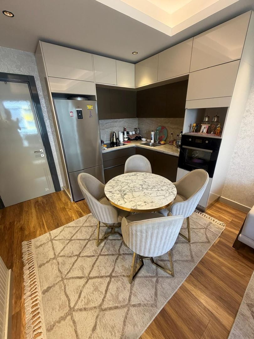 ALANYA MAHMUTLARDA YERDEN ISITMALI DOĞA MANZARALI 1+1 SATILIK DAİRE