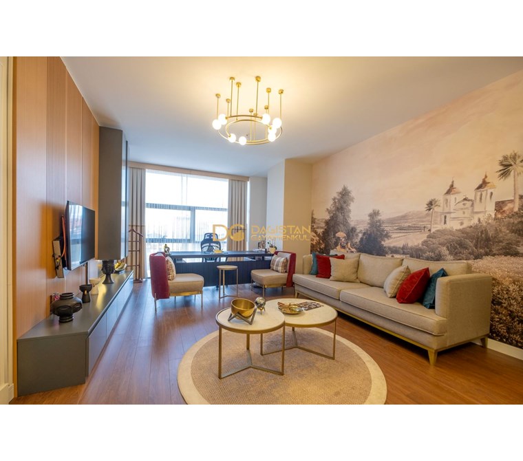 FLORYA E5 CEPHELİ PRESTİJLİ PLAZADA LÜKS HOME OFFİCE