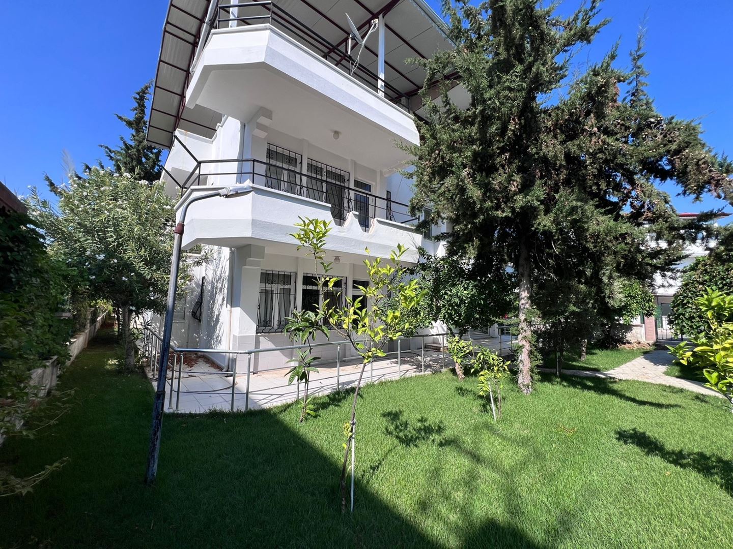 Property-photo