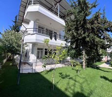 ANTALYA KADRİYEDE SATILIK 3+1 VİLLA