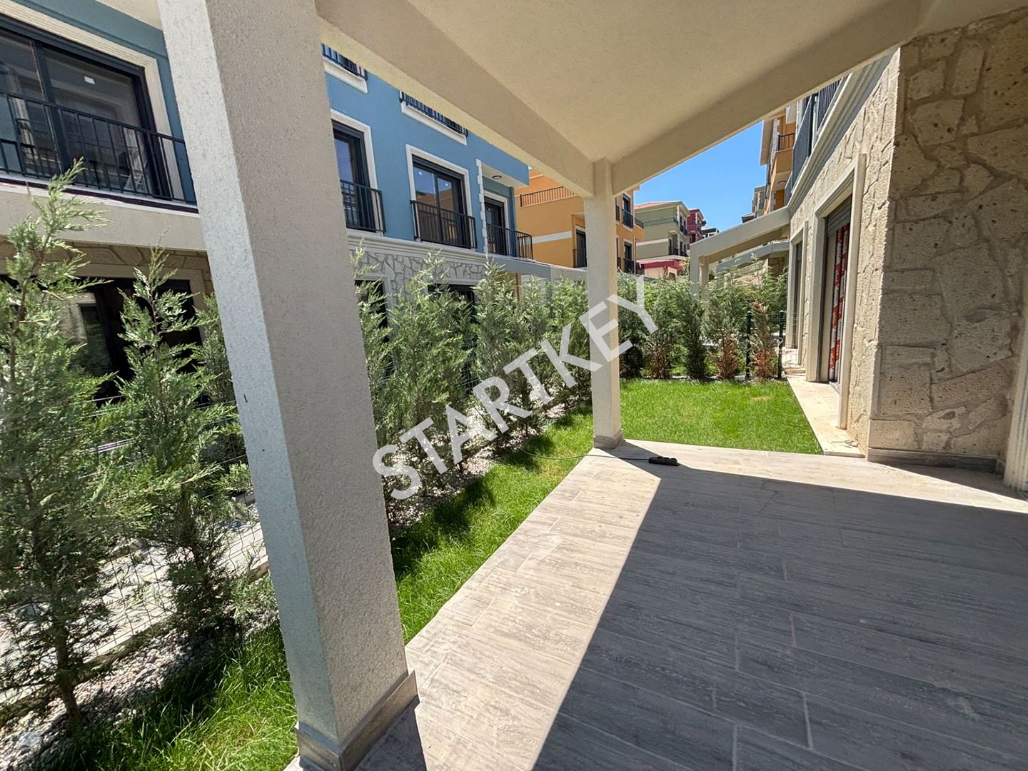 Property-photo