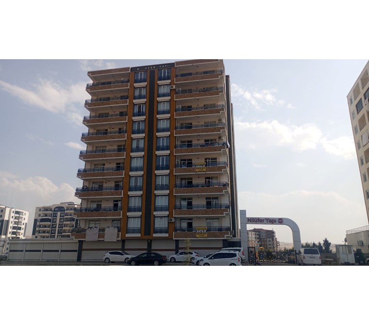 EMLAK 72 DEN HASANKEYF YOLU ÜZERİ SİTE İÇERİSİNDE (3+1) SATILIK DAİRE