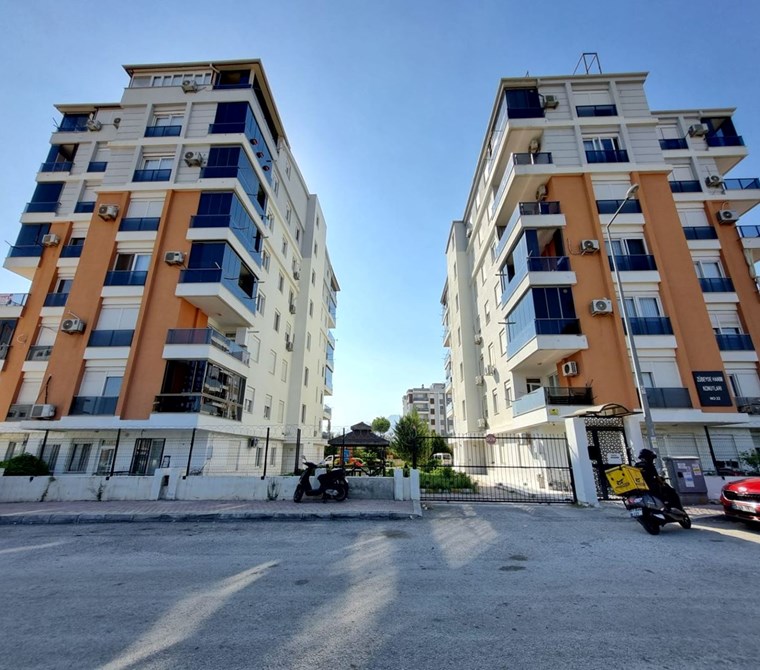 POYRAZ'DAN ÜNSAL MH'DE SİTE İÇERİSİNDE 2+1 110m² 3.KAT DAİRE