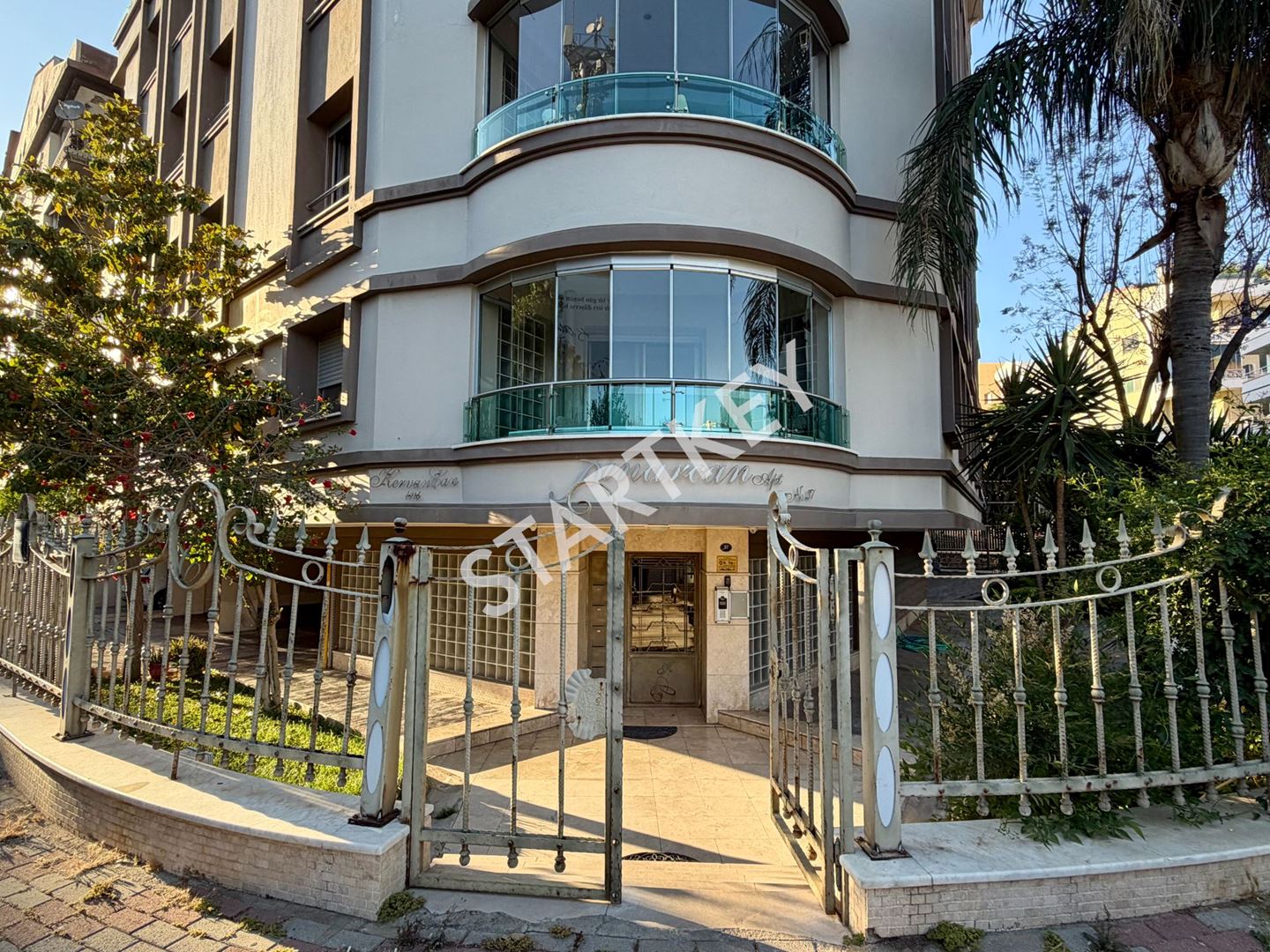 Property-photo