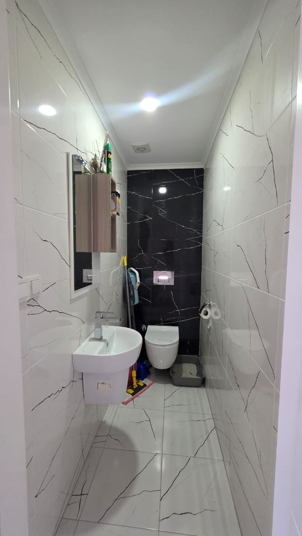 ALANYA GÜLLERPINARINDA LÜKS RESİDANCETA DENİZE 500 M 2+1 SATILIK DAİRE