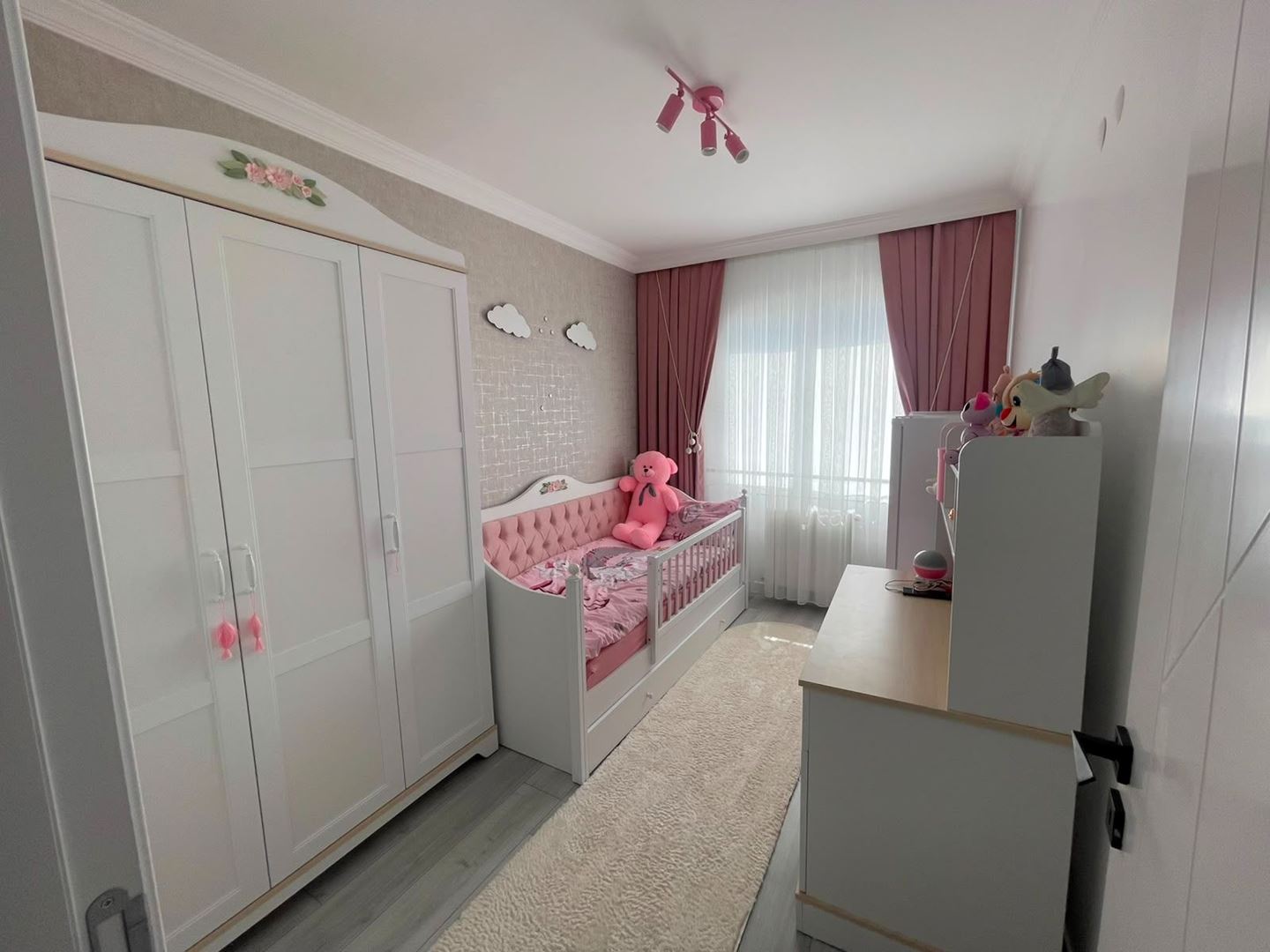 Property-photo