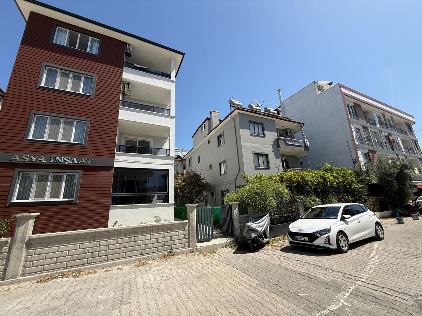 Property-photo