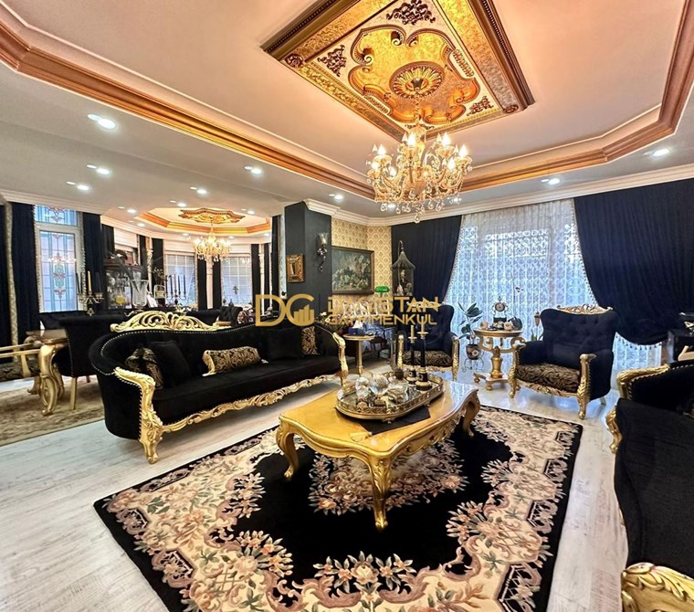 FLORYA ŞENLİKKÖY 'DE LÜKS EŞYALI 3+1 KİRALIK DAİRE 200m²