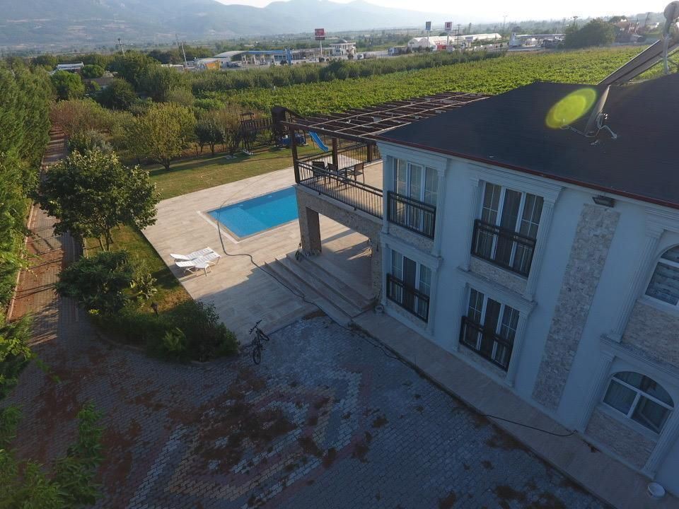 Property-photo