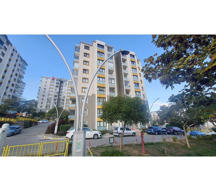 İZMİT AKÇAKENT 1 SİT. DENİZ MANZARALI 4+1 BOŞ SATILIK DAİRE