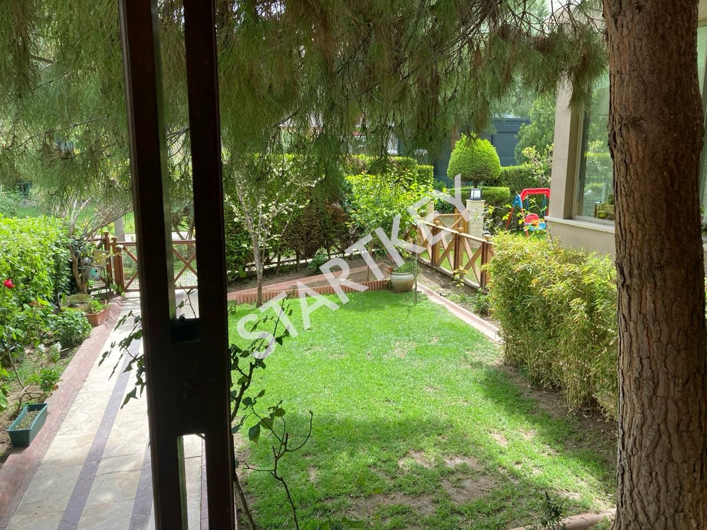 Property-photo