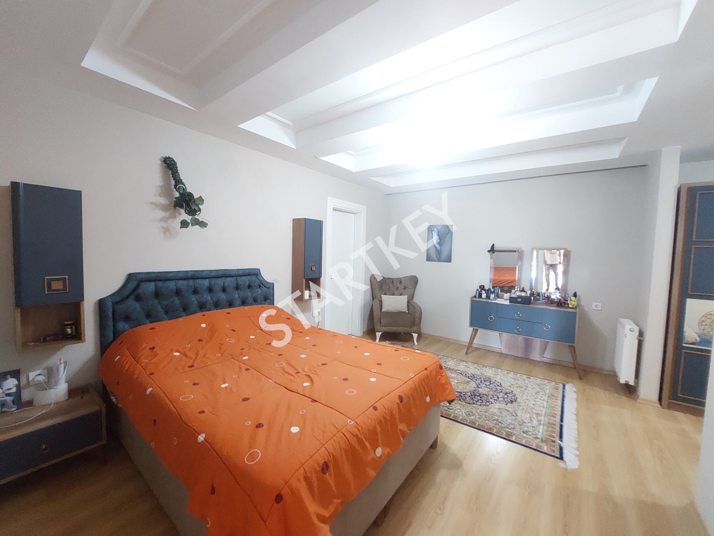 Property-photo