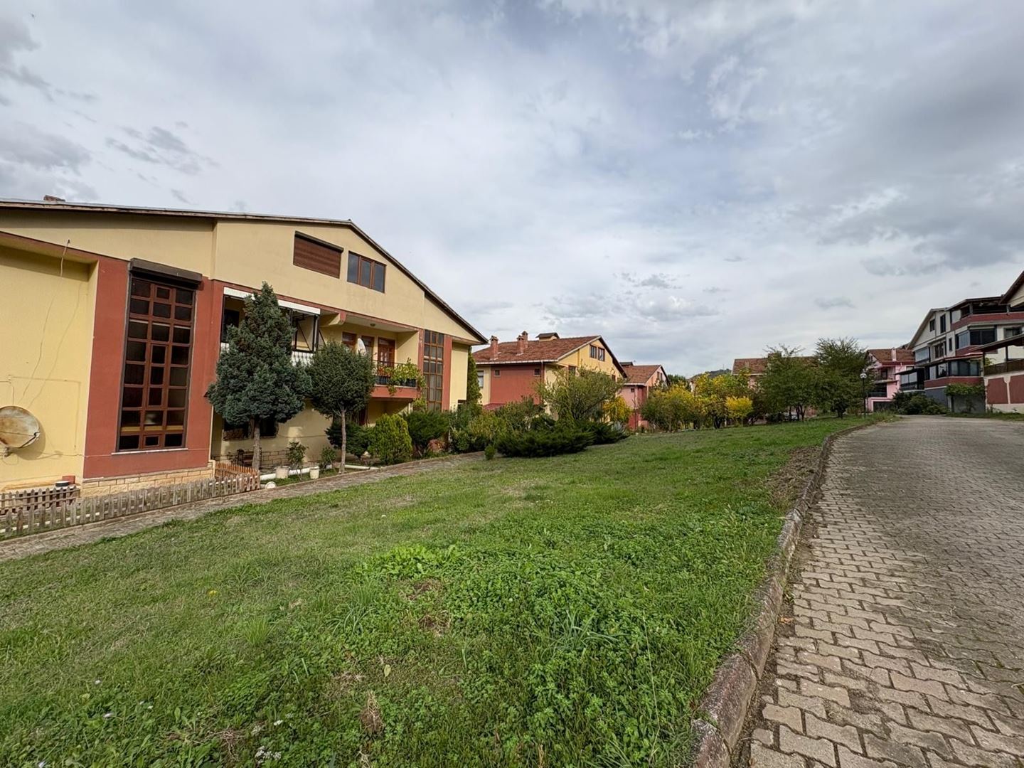Property-photo