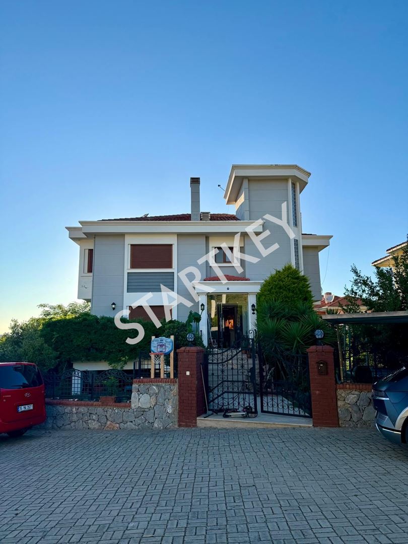 Property-photo