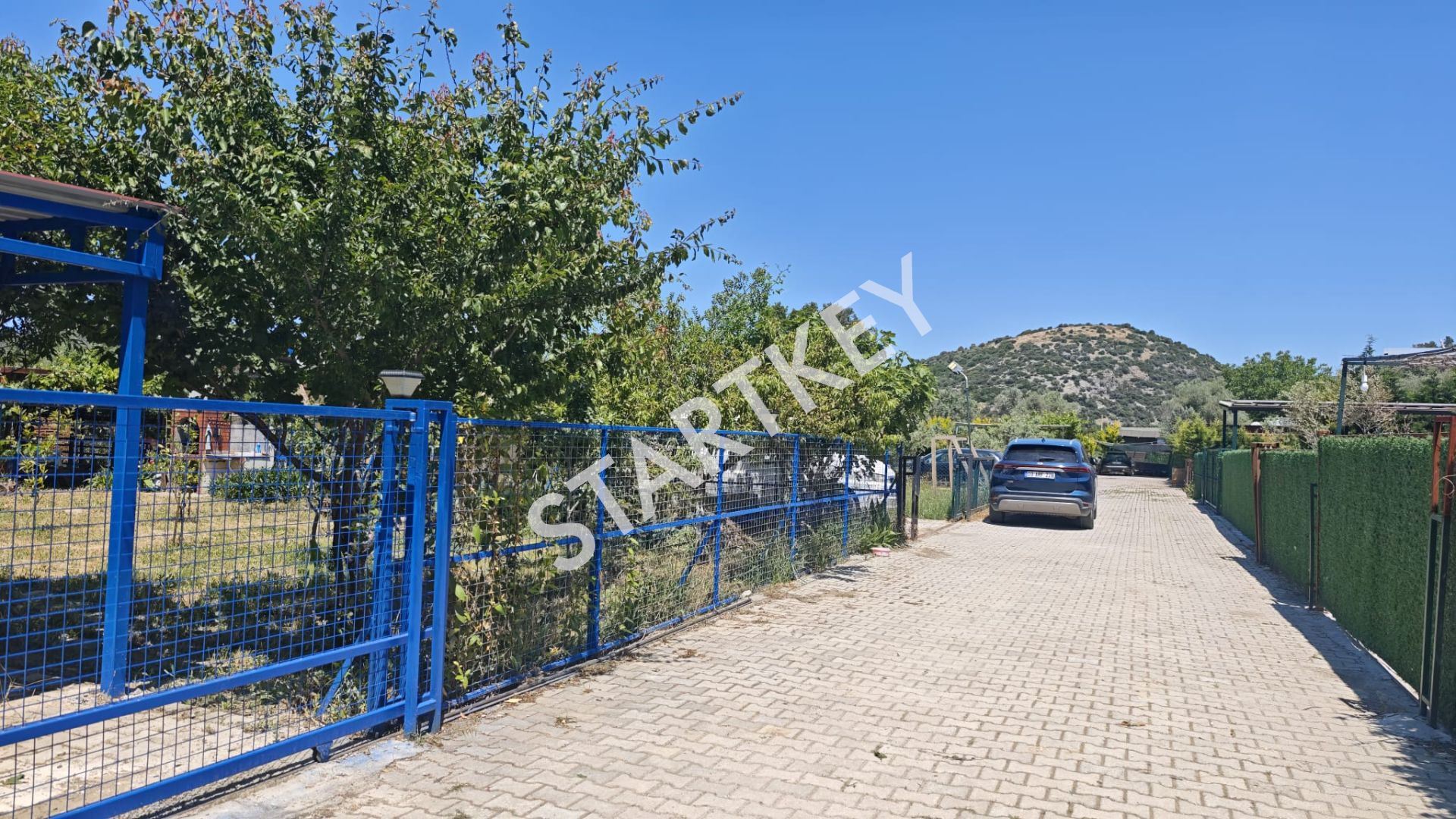 Property-photo