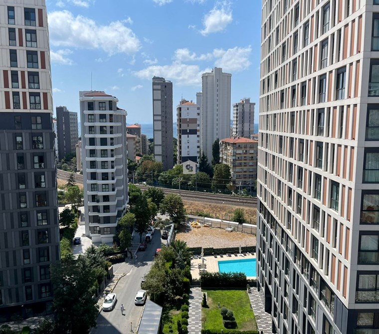 Bostancıda sıfır binada 4+2 satılık dubleks daire.