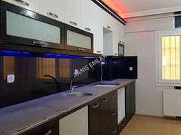 İZMİR KEMALPAŞA MERKEZDE 3+1 DOĞAL GAZLI KİRALIK DAİRE