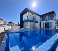 Ozanköy’de Satılık Lüks Havuzlu Akıllı Villa!