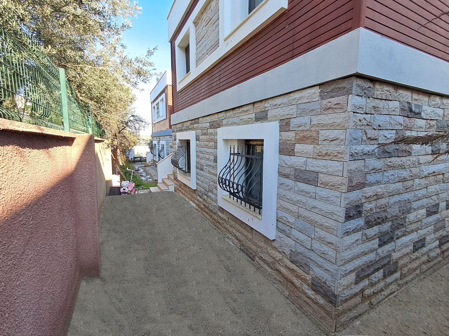 Property-photo
