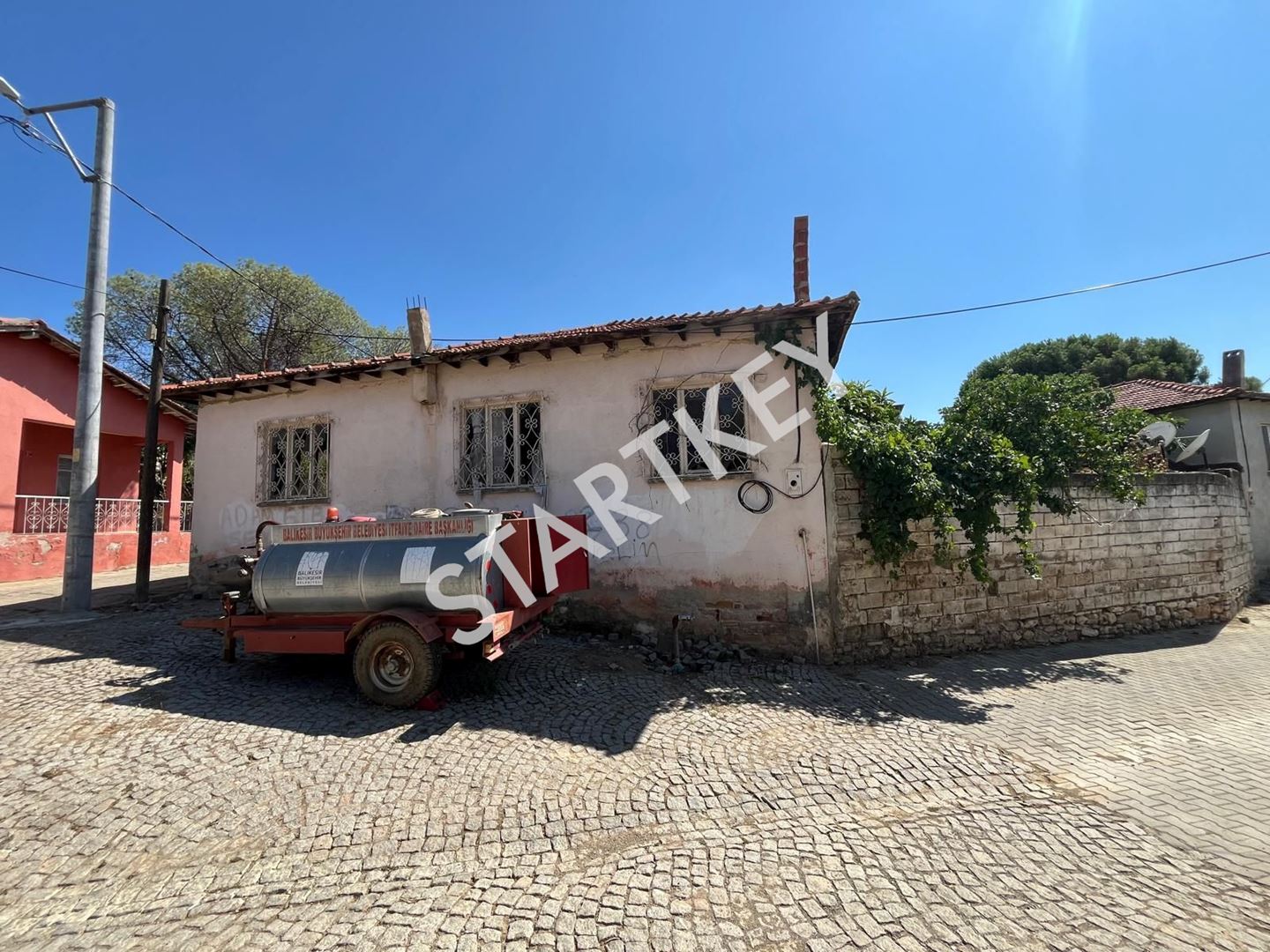 Property-photo
