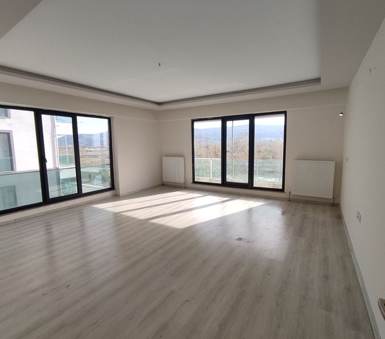 ÇANAKKALE MERKEZ TEKZEN BÖLGESİNDE KİRALIK GENİŞ 3+1 DAİRE