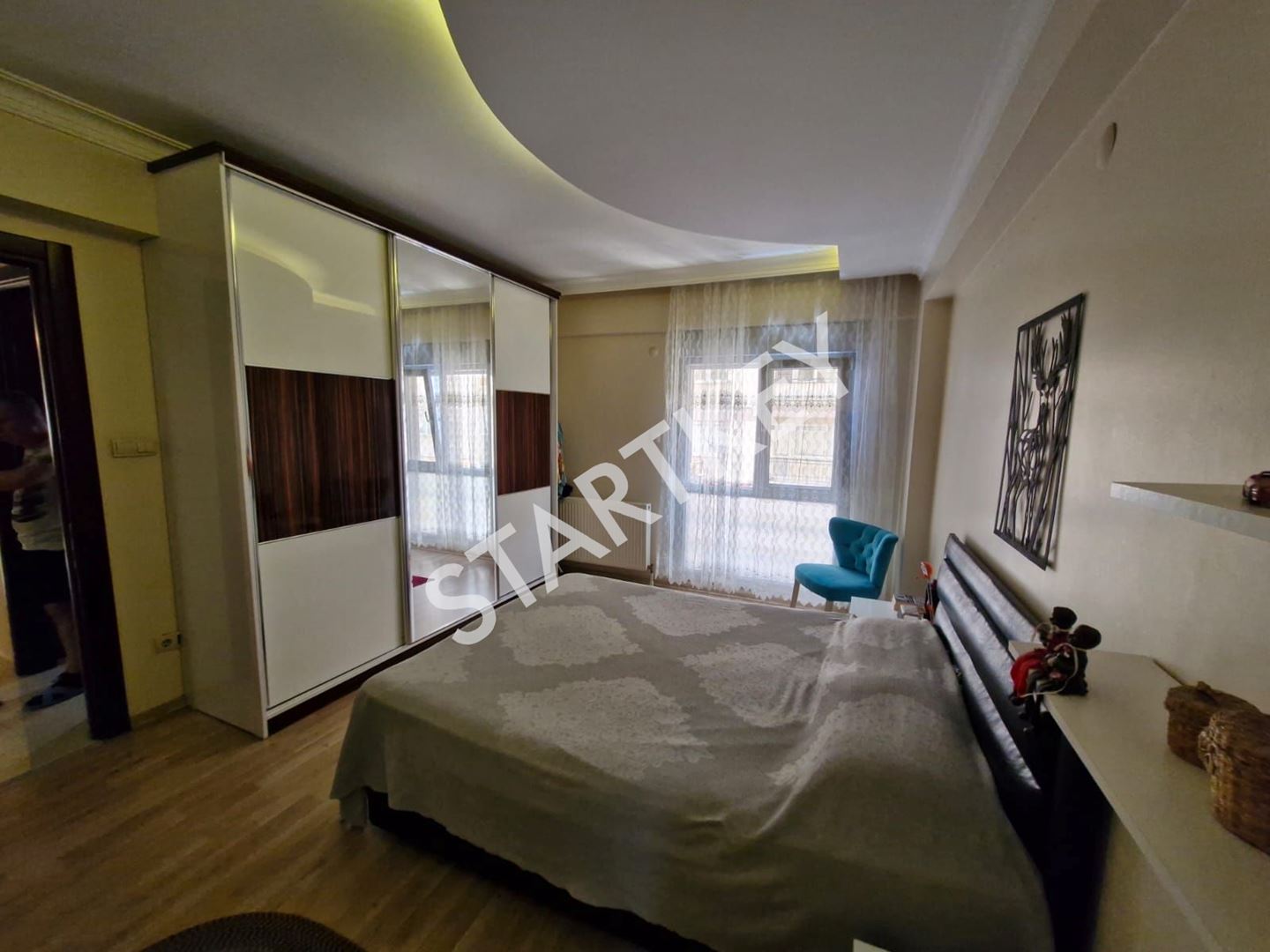 Property-photo