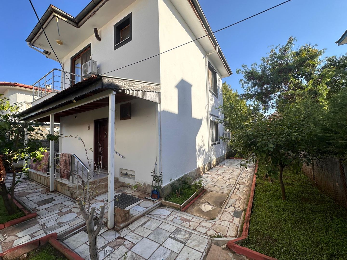 Property-photo