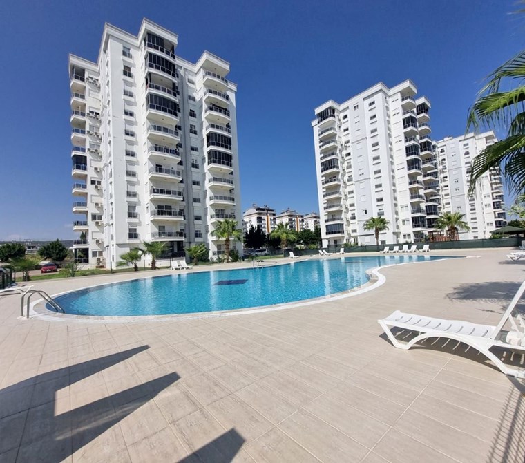 POYRAZDAN YENİ EMEK MAHALLESİNDE SATILIK 2+1 120M2 2.KAT DAİRE