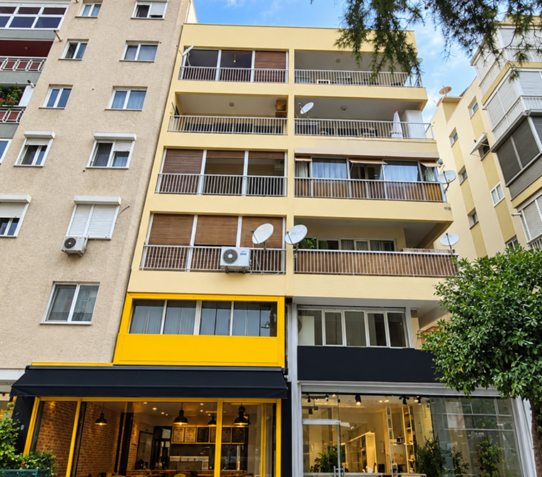 3+1 Apartment for Sale in Bornova Küçükpark | 110 m² | Two Balconies