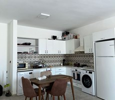 GÖNYELİ İÇİ 3.KAT TÜRKKOÇANLI 90M2 DEN 2+1 SATILIK DAİRE FİYAT £85.000 YETKİLİ : ZEHRA ERGENGİL