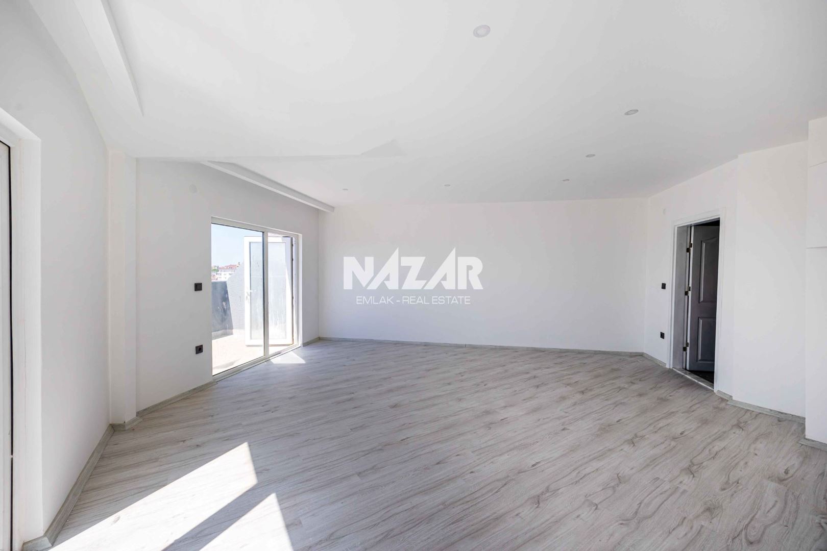 Alanya Cikcilli’de Satılık 4+1 Dubleks Daire - 200 m2 · 27